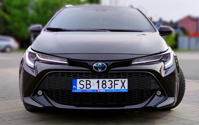 Toyota Corolla cena 95900 przebieg: 66800, rok produkcji 2021 z Biała małe 352